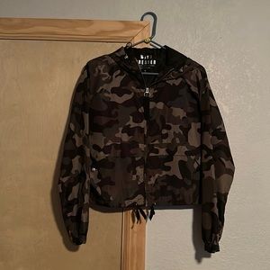 Wind breaker. Size m